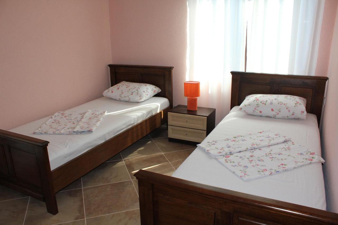 Villa Malina New Tivat Exterior photo